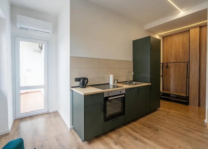 Appartamento Lovely Near Metro C - Colosseo 17 Min